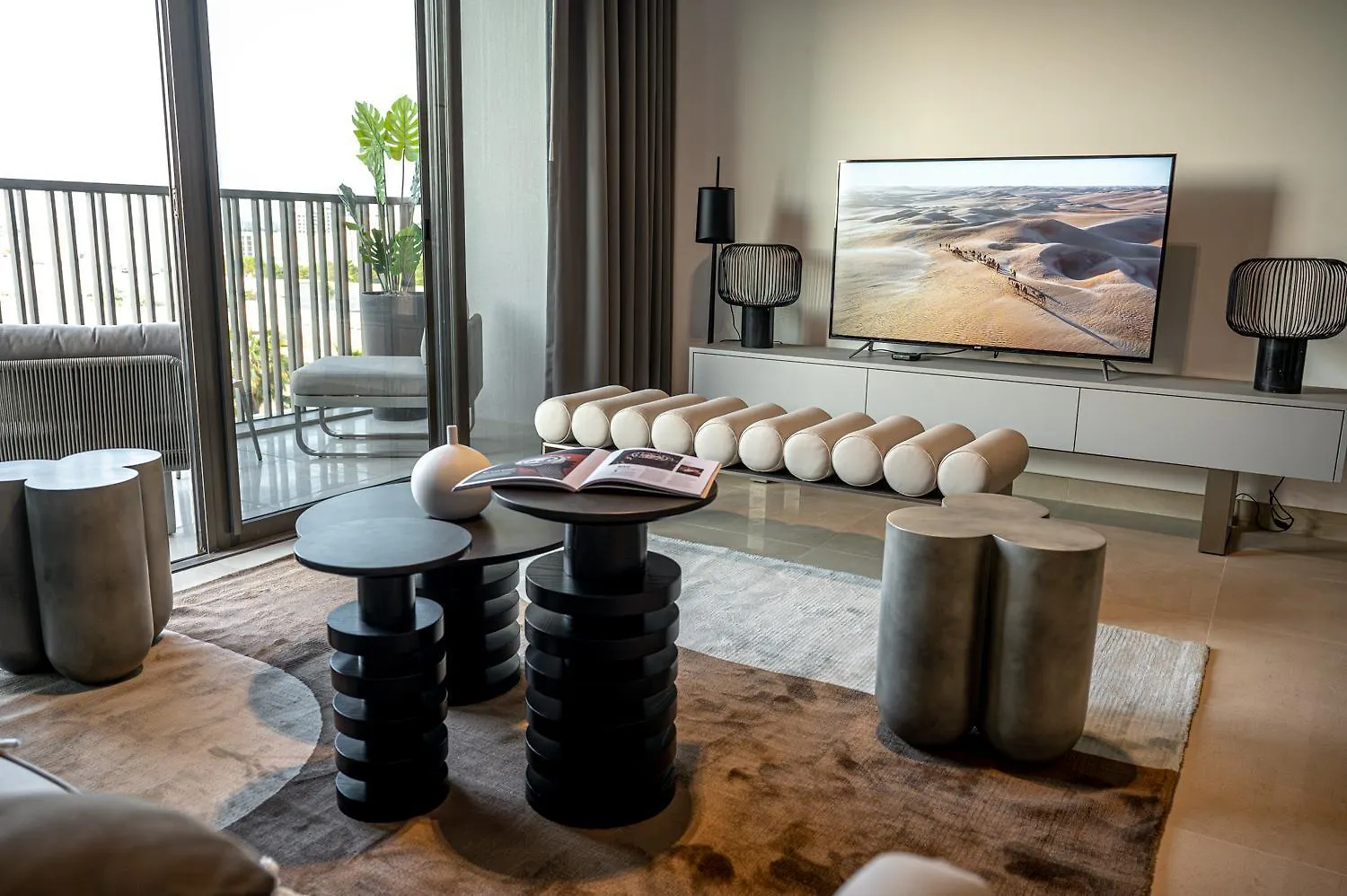Mag 960 - New Brand 1Br With Burj Khalifa View Apartment Dubai United Arab Emirates